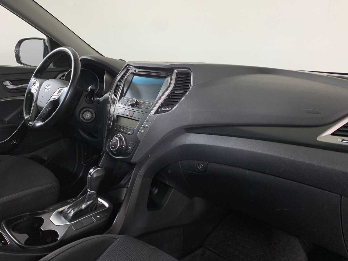 Hyundai Santa Fe 2017 года с пробегом. Фото: #10