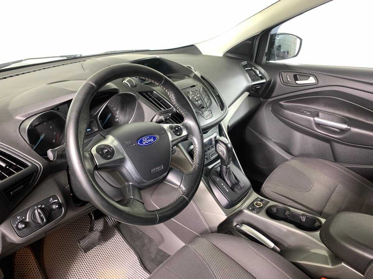 Ford Kuga 2015 года с пробегом. Фото: #10