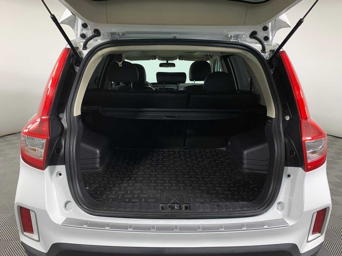 Geely Emgrand X7 2020 года с пробегом. Фото: #20