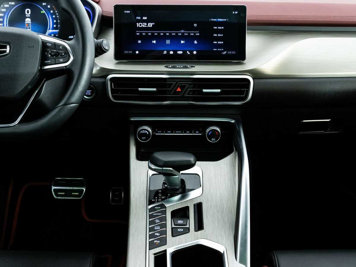 Б/У Джили Кулрэй 2023 года. Фото: #8