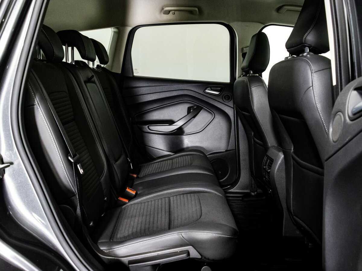 Б/У Форд Куга 2017 года. Фото: #14