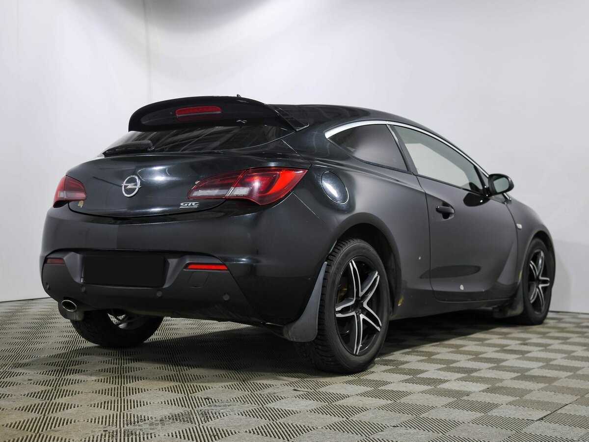 Opel Astra 2012 года с пробегом. Фото: #3