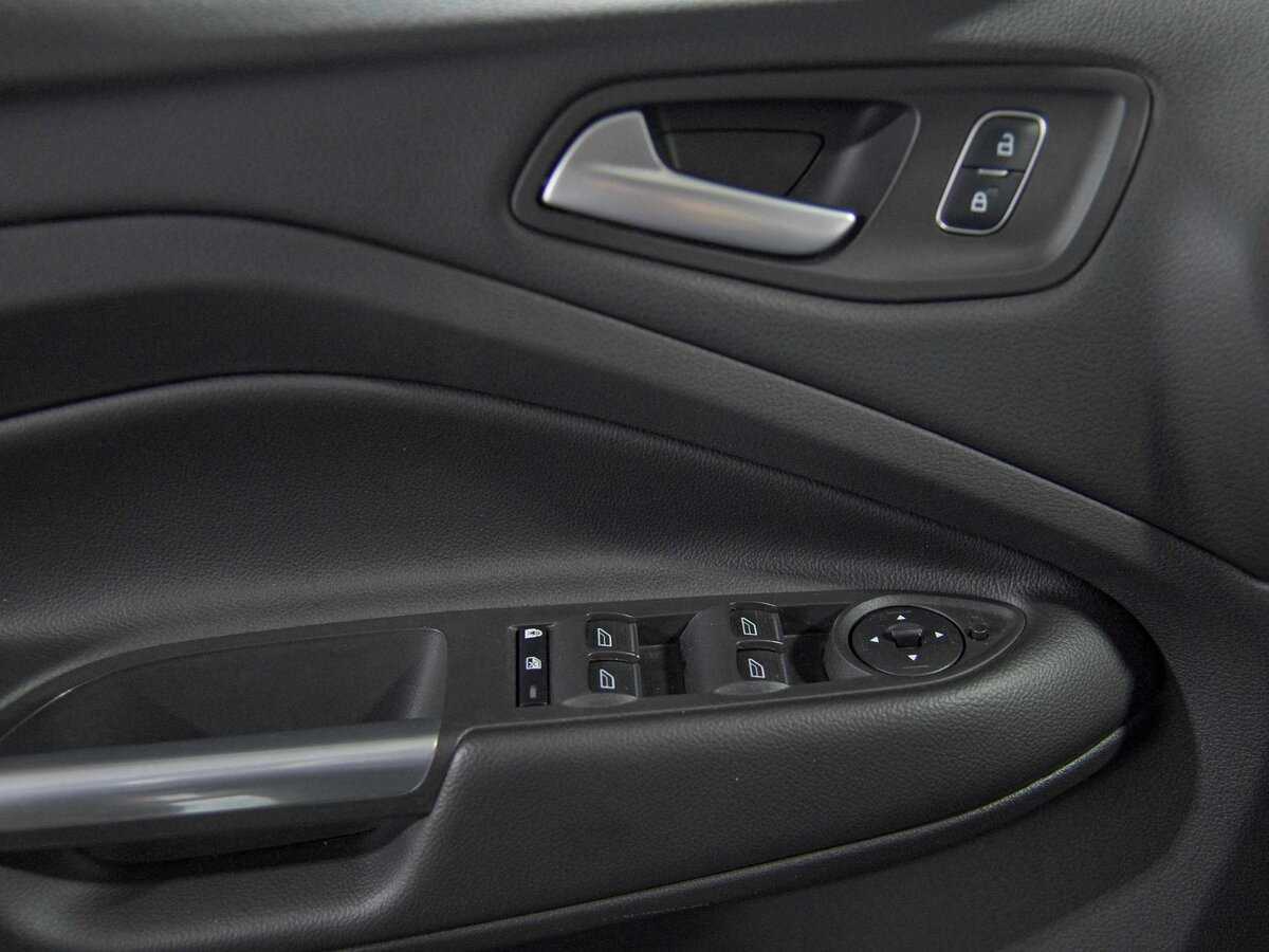 Ford Kuga 2018 года с пробегом. Фото: #12