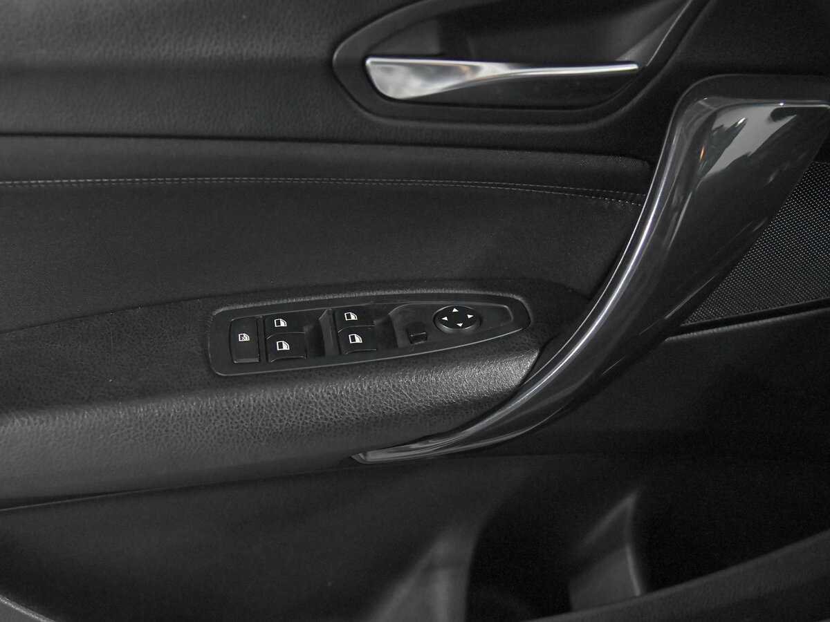 BMW 1 серии 2013 года с пробегом. Фото: #10