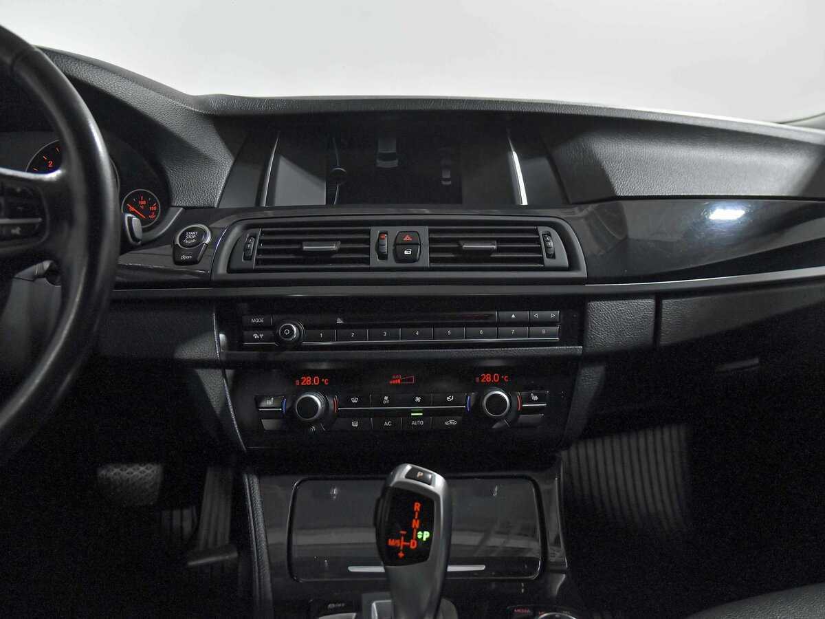 BMW 5 серии 2013 года с пробегом. Фото: #10