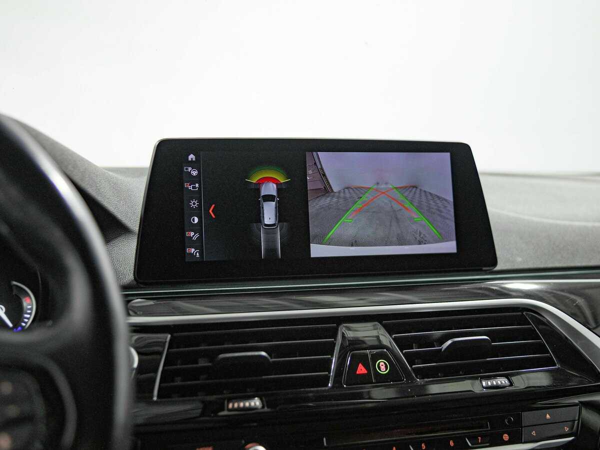 BMW 5 серии 2018 года с пробегом. Фото: #10