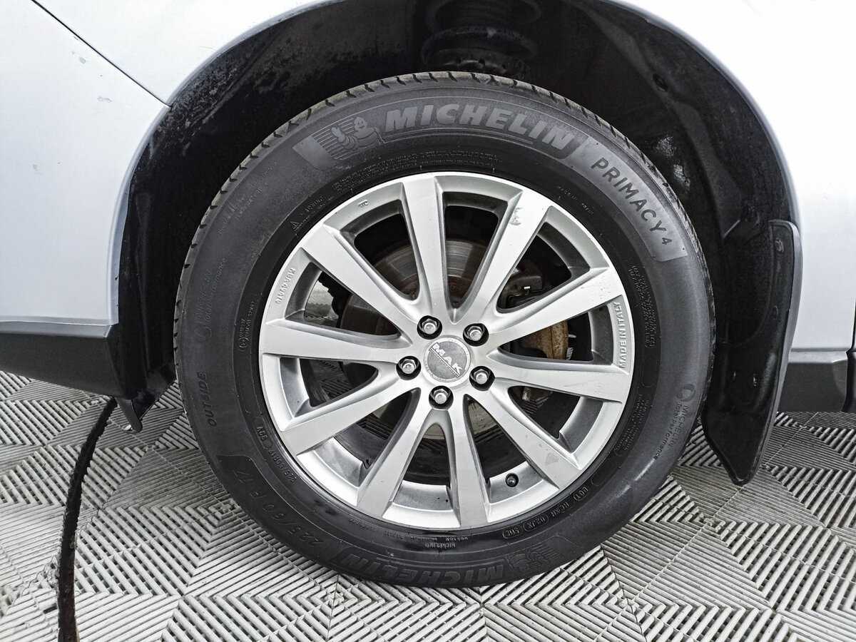 Б/У Субару Форестер 2014 года. Фото: #13