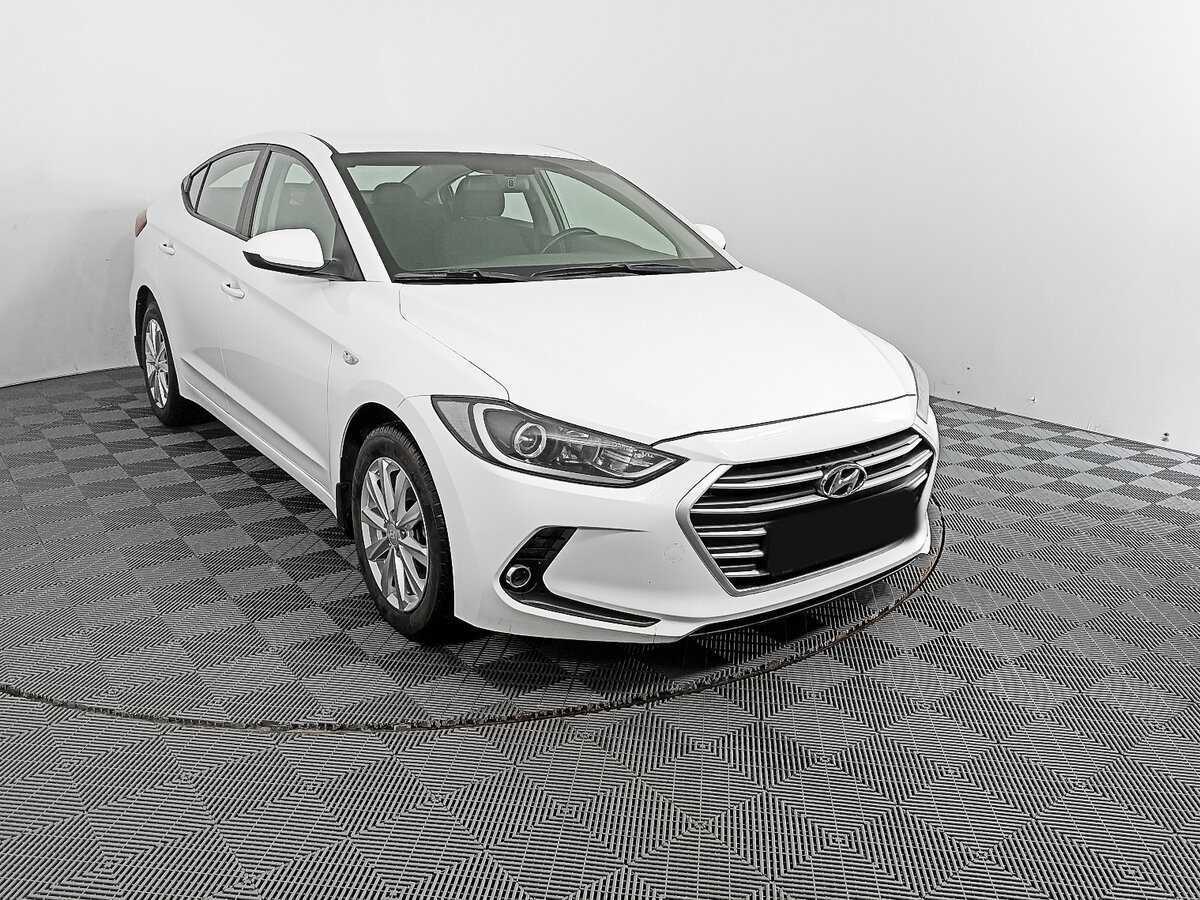 Hyundai Elantra 2017 года с пробегом. Фото: #2