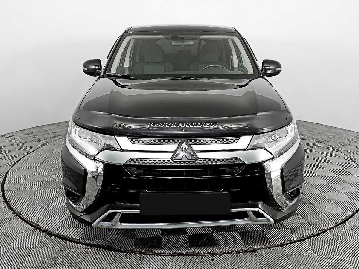 Mitsubishi Outlander 2021 года с пробегом. Фото: #1