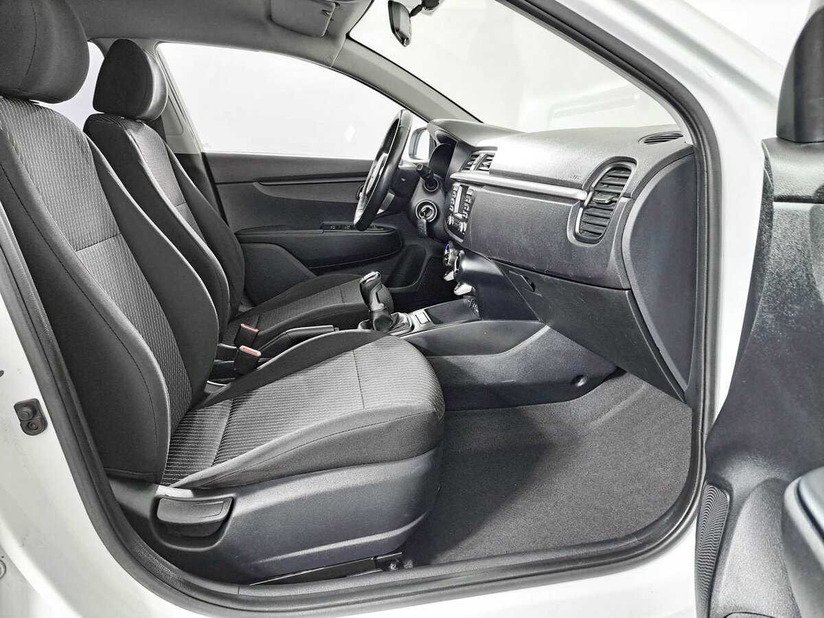 Kia Rio 2018 года с пробегом. Фото: #10