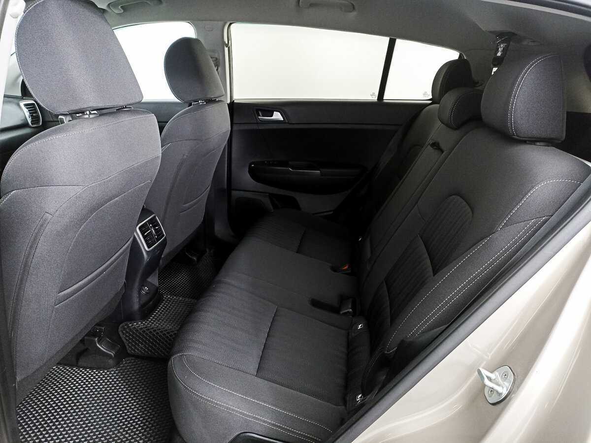 Б/У Киа Спортейдж 2018 года. Фото: #9