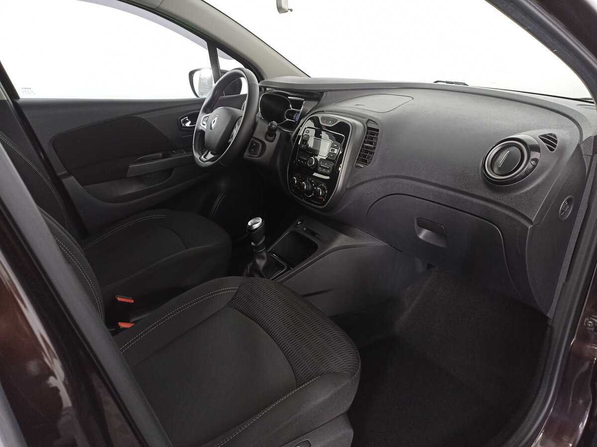 Б/У Рено Каптюр 2018 года. Фото: #10