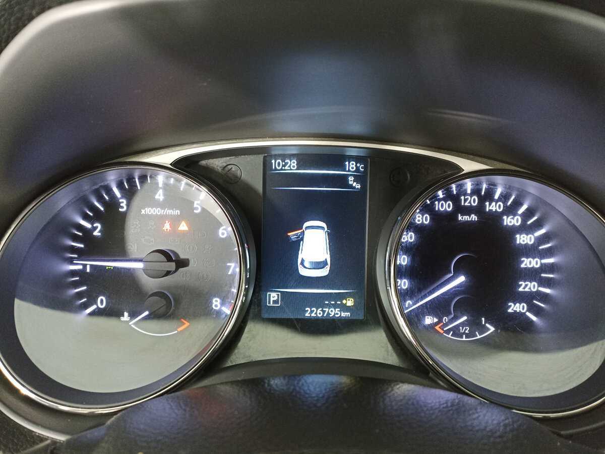 Nissan X-Trail 2015 года с пробегом. Фото: #12