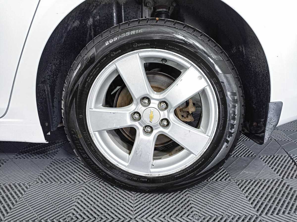 Б/У Шевроле Круз 2012 года. Фото: #17