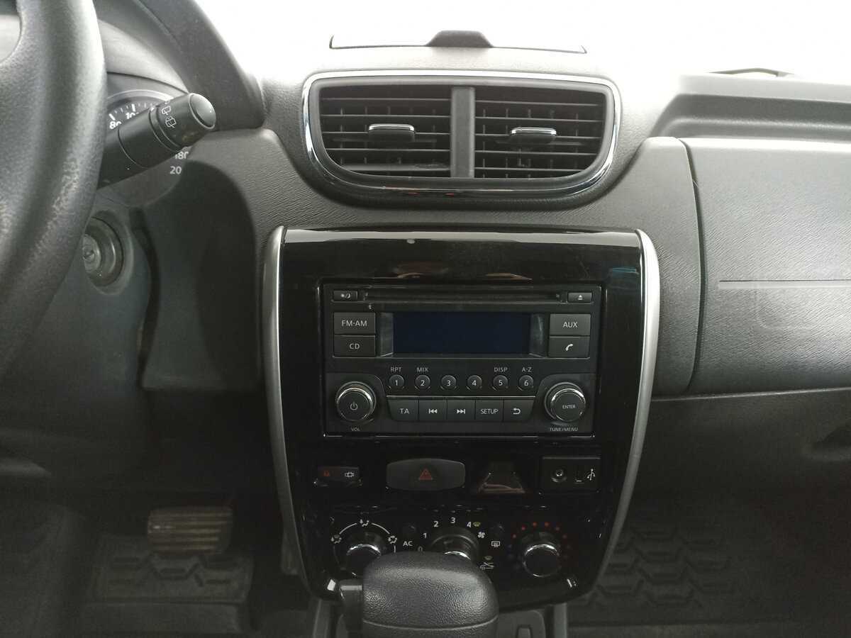 Б/У Ниссан Террано 2015 года. Фото: #12