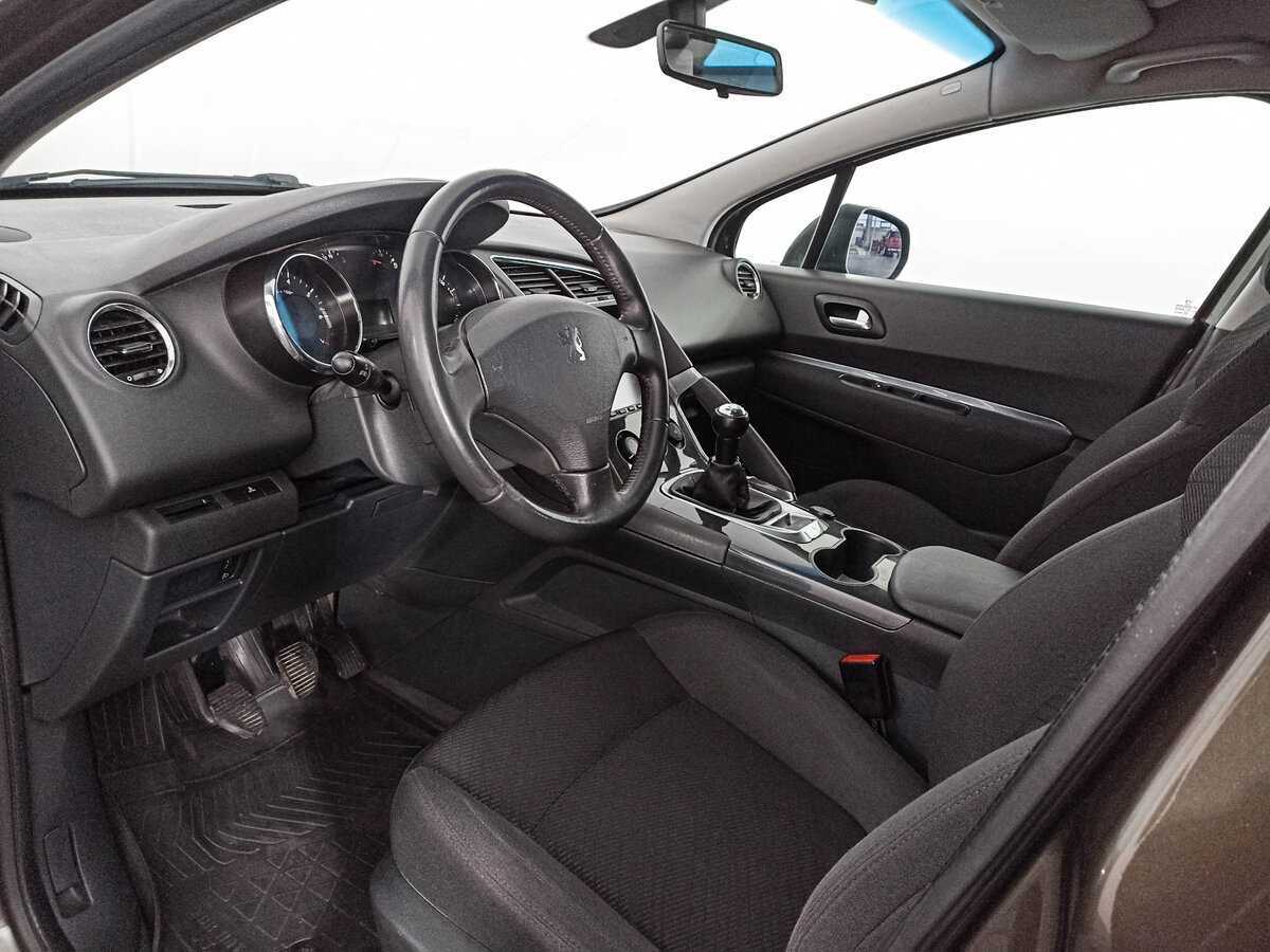 Б/У Пежо 3008 2012 года. Фото: #12