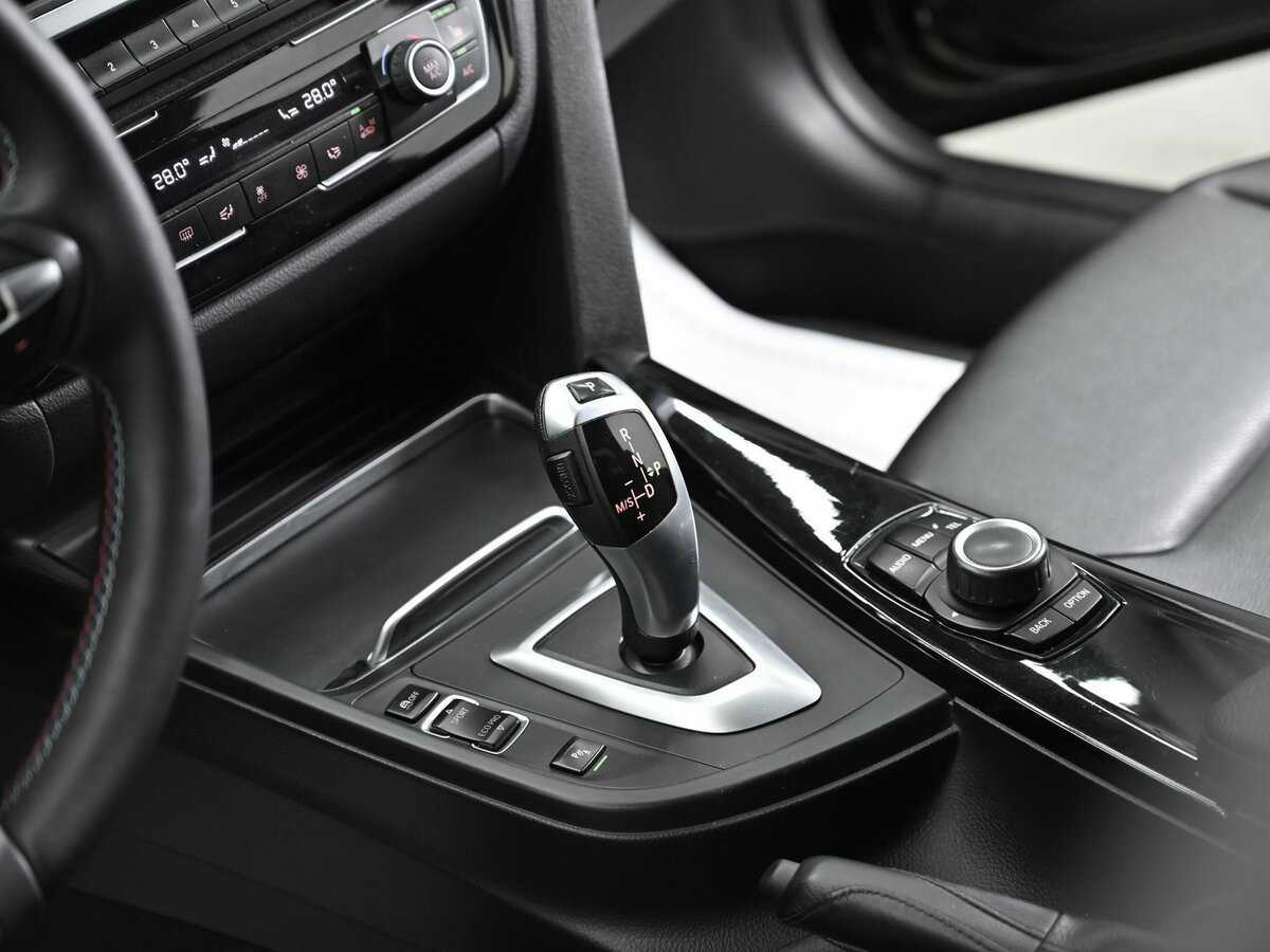 BMW 3 серии 2017 года с пробегом. Фото: #12