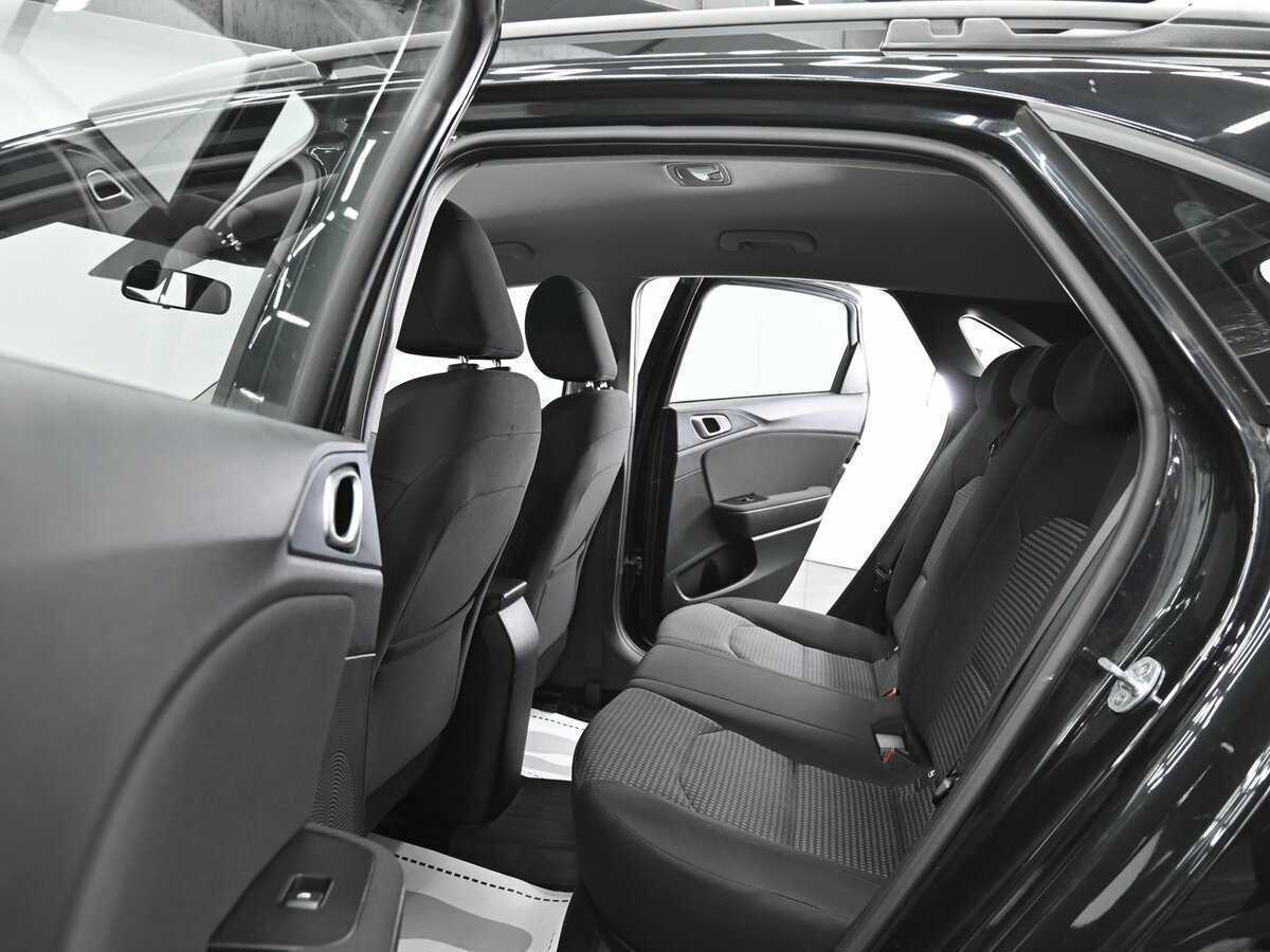 Б/У Киа Сид 2018 года. Фото: #12