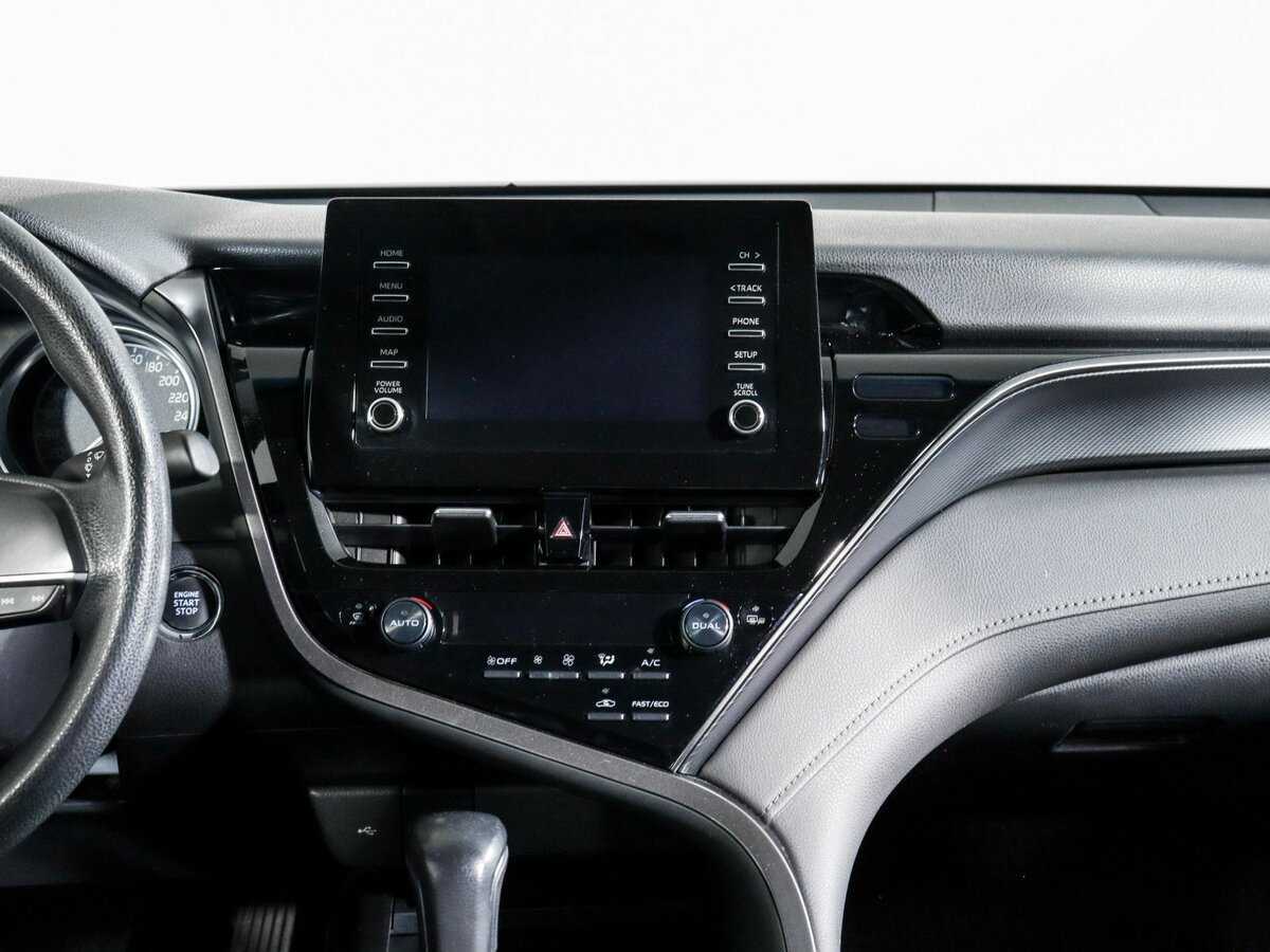 Б/У Тойота Камри 2021 года. Фото: #9