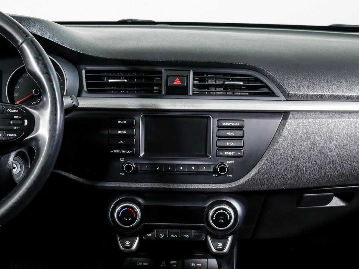 Б/У Киа Рио 2018 года. Фото: #7