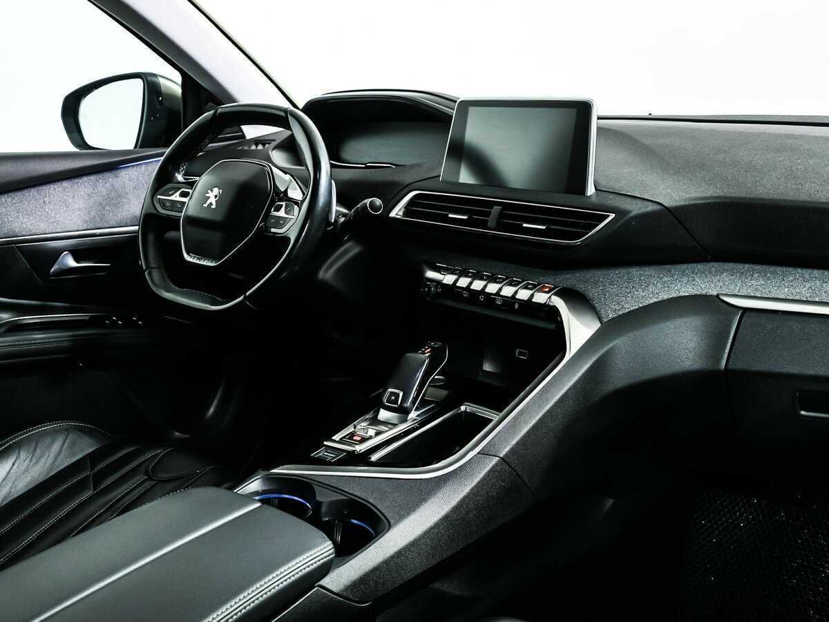 Б/У Пежо 5008 2019 года. Фото: #8