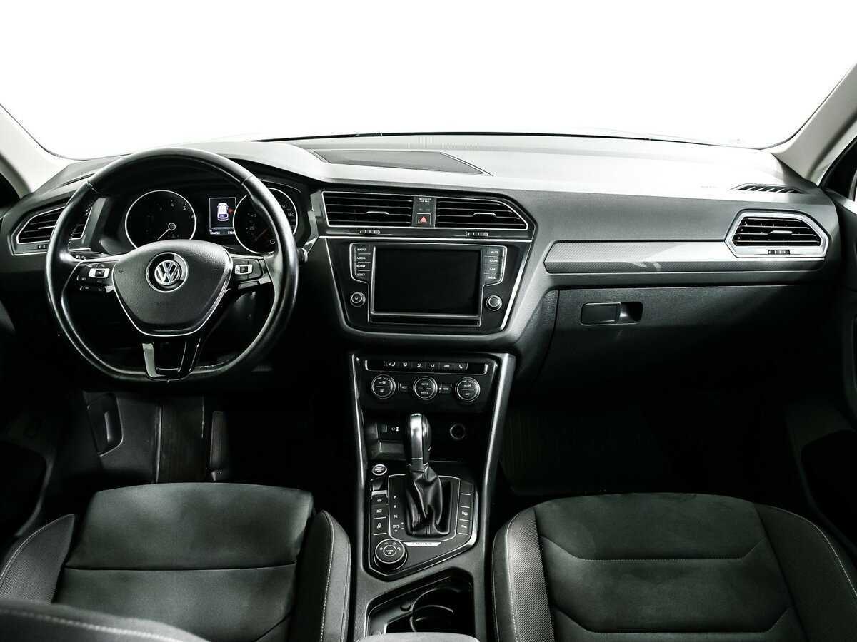 Б/У Фольксваген Тигуан 2017 года. Фото: #8