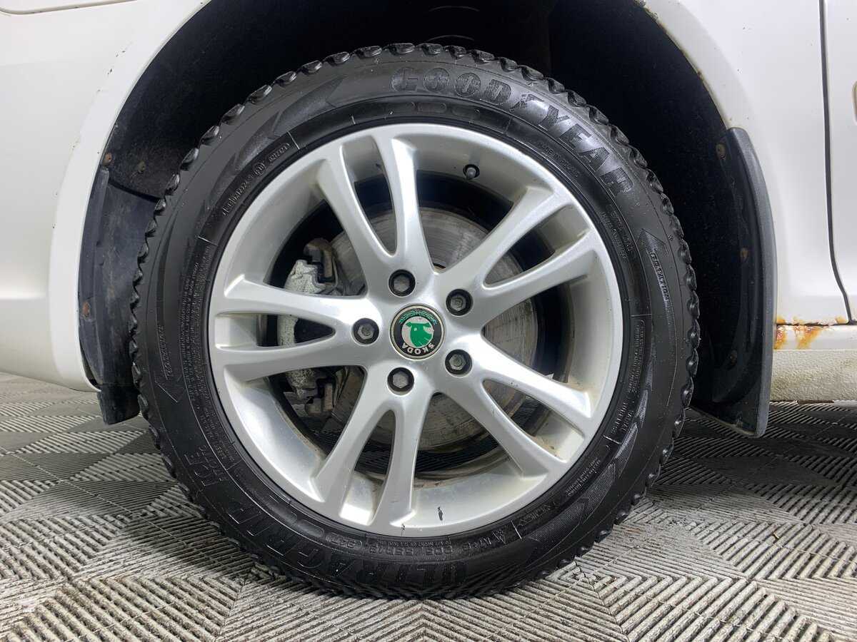 Skoda Octavia 2012 года с пробегом. Фото: #9