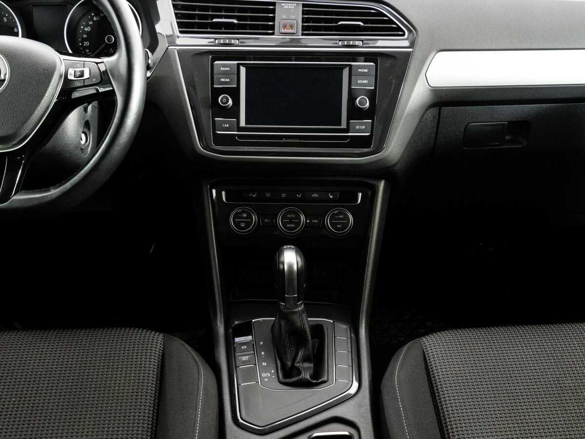 Б/У Фольксваген Тигуан 2017 года. Фото: #11