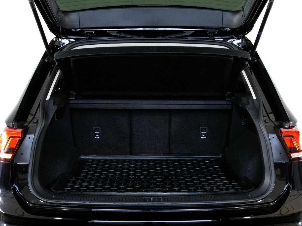 Б/У Фольксваген Тигуан 2017 года. Фото: #17