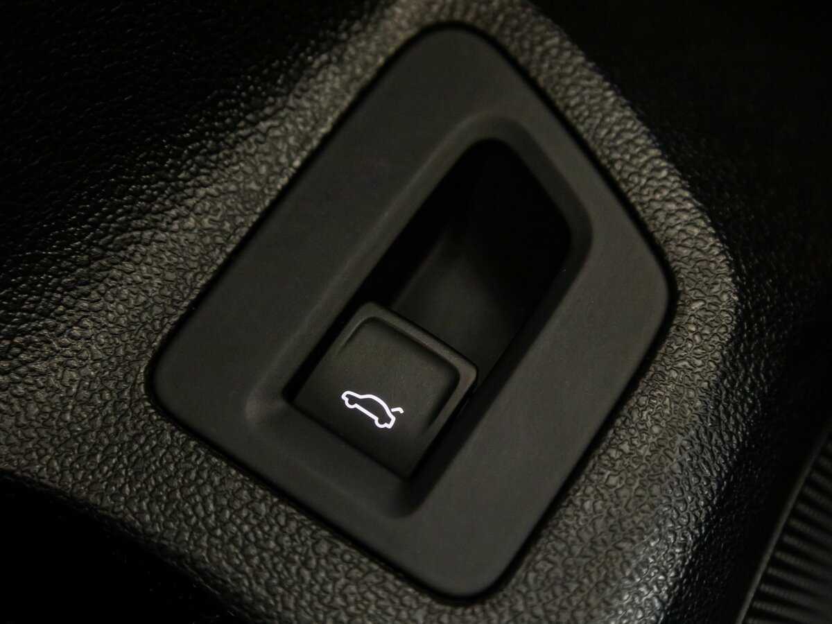 Б/У Фольксваген Пассат 2018 года. Фото: #18