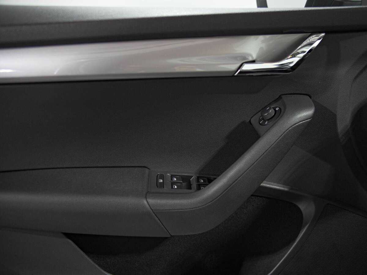 Б/У Шкода Октавия 2014 года. Фото: #9