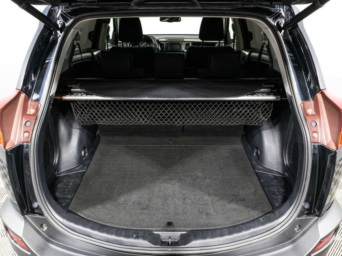 Б/У Тойота Рав4 2014 года. Фото: #14