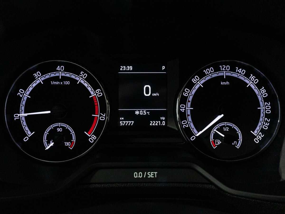 Б/У Шкода Октавия 2019 года. Фото: #11