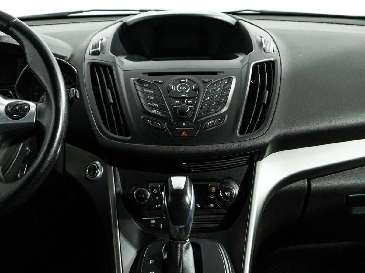 Б/У Форд Куга 2015 года. Фото: #13