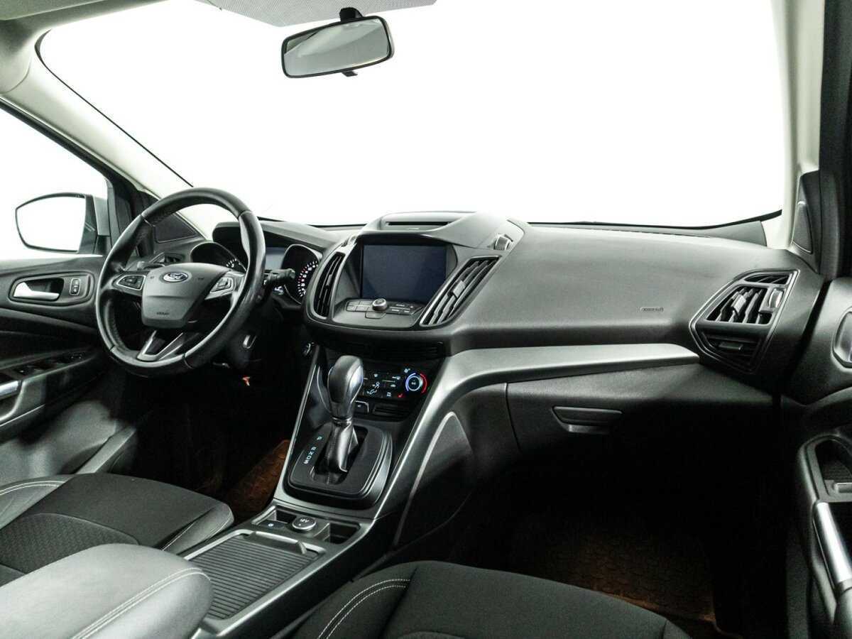 Б/У Форд Куга 2017 года. Фото: #8