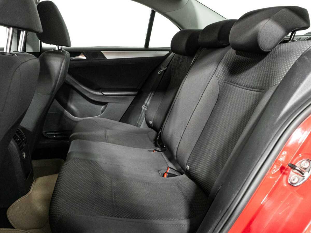 Б/У Фольксваген Джетта 2012 года. Фото: #9