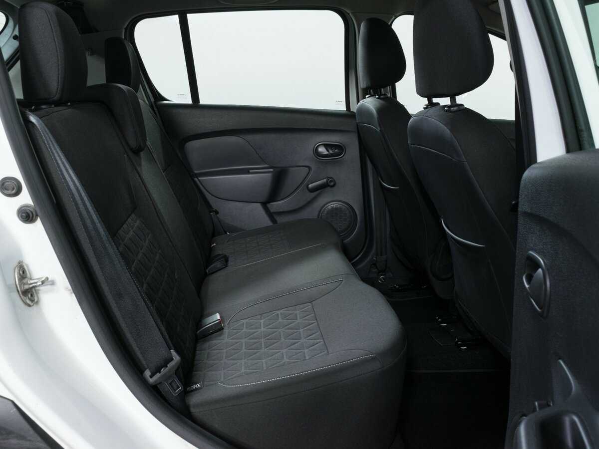 Б/У Рено Сандеро 2018 года. Фото: #10