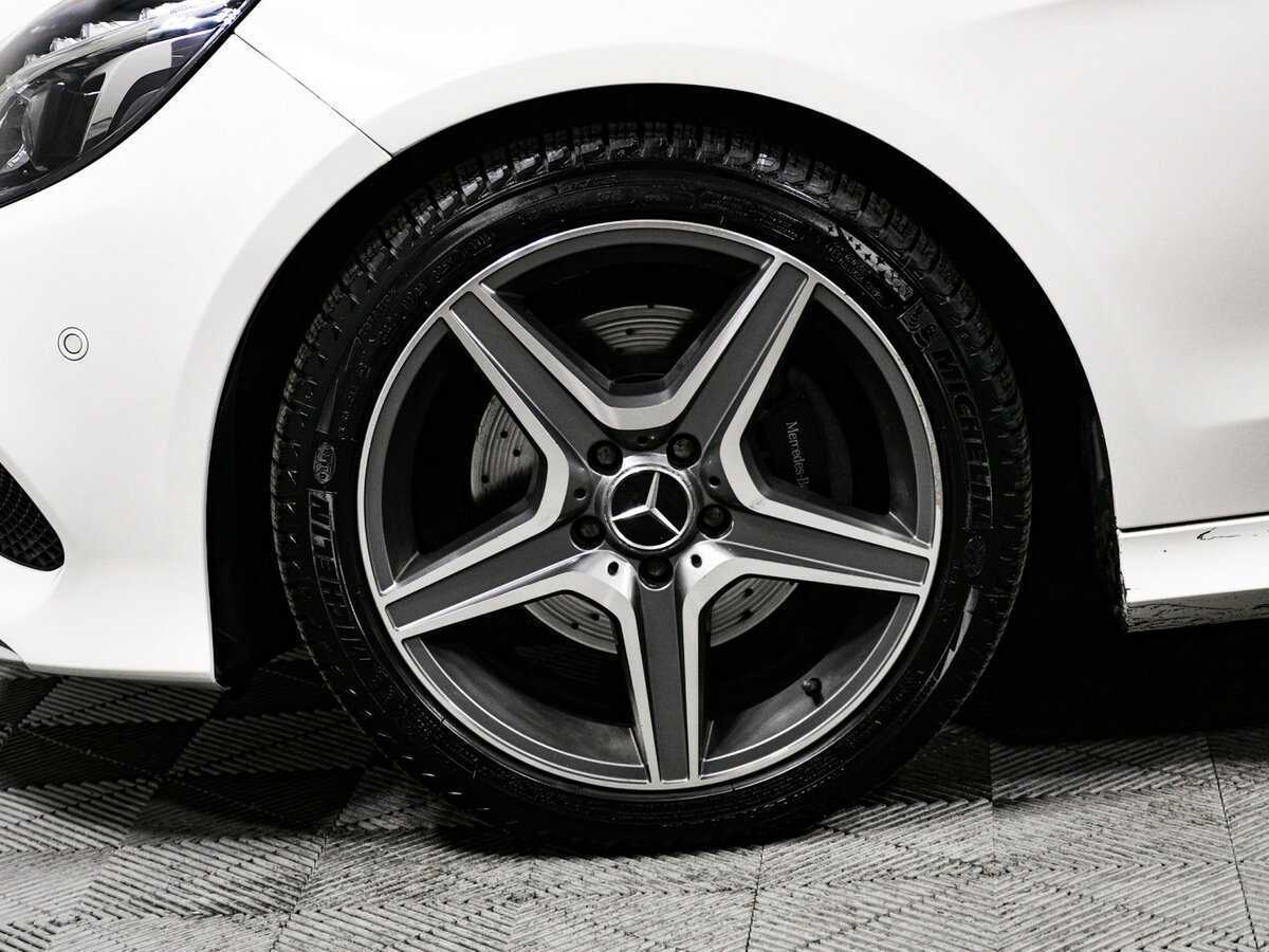 Mercedes-Benz E-Класс 2013 года с пробегом. Фото: #11