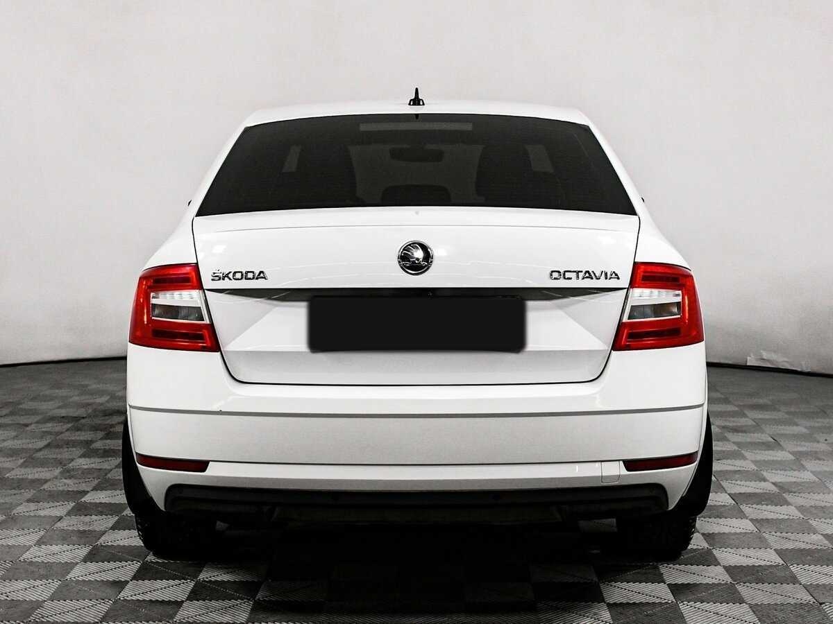 Б/У Шкода Октавия 2019 года. Фото: #4