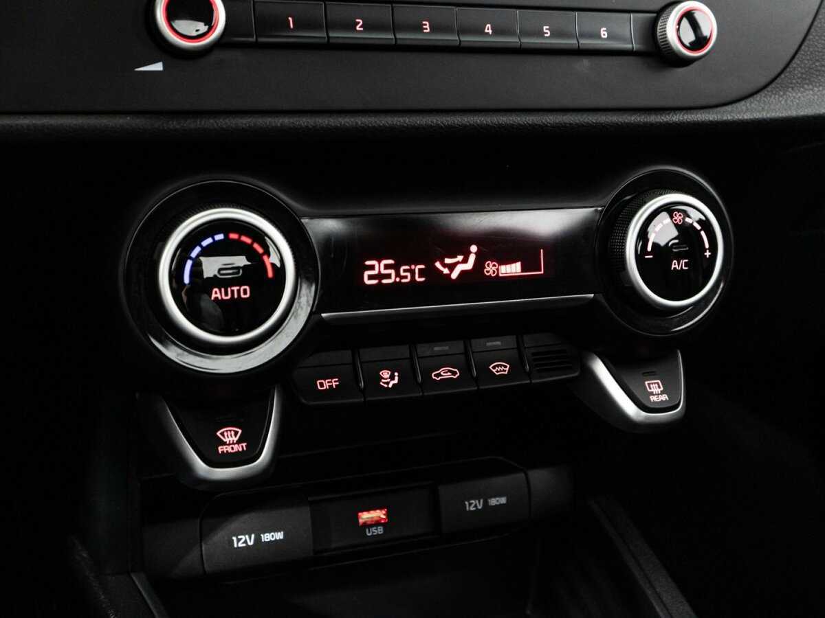 Б/У Киа Рио 2021 года. Фото: #21