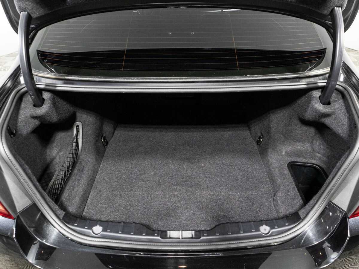 BMW 5 серии 2012 года с пробегом. Фото: #14