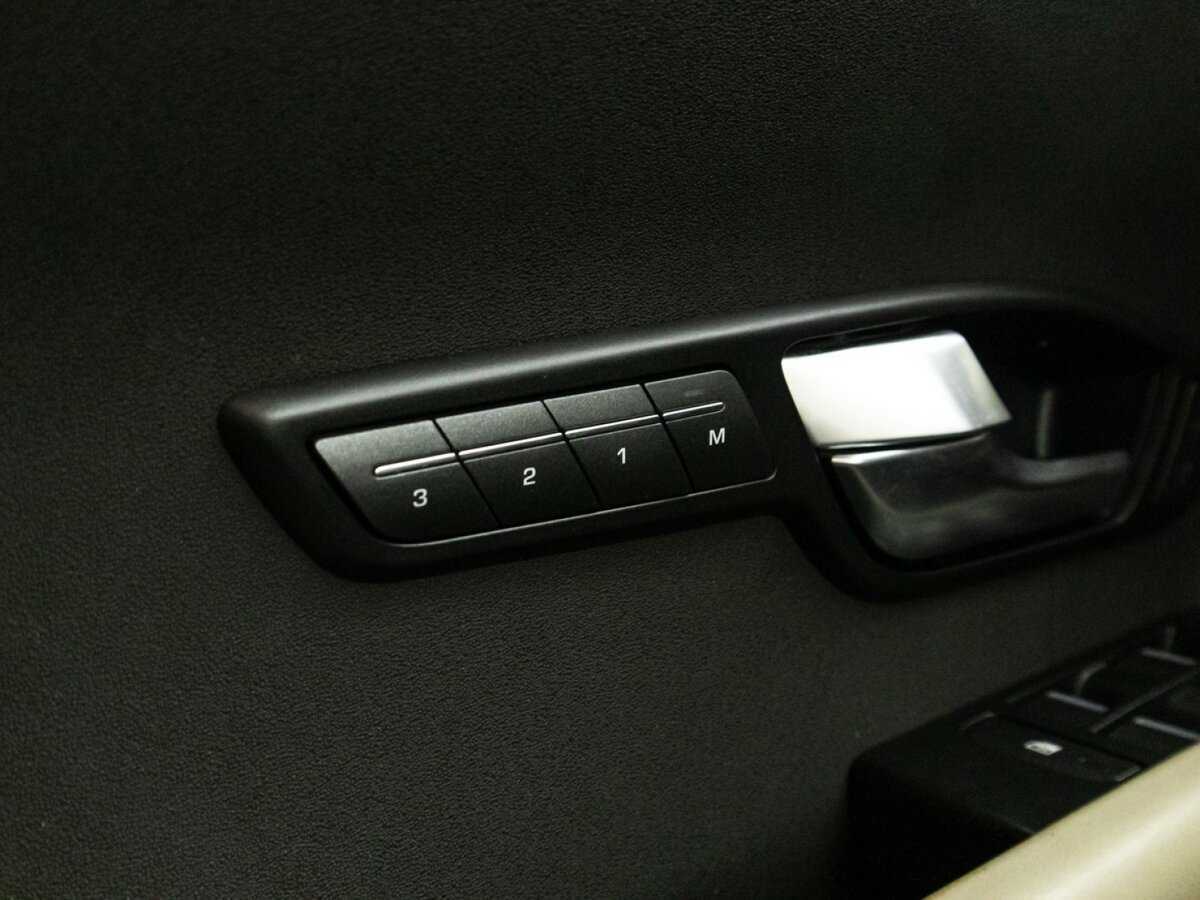 Land Rover Range Rover Evoque 2014 года с пробегом. Фото: #17