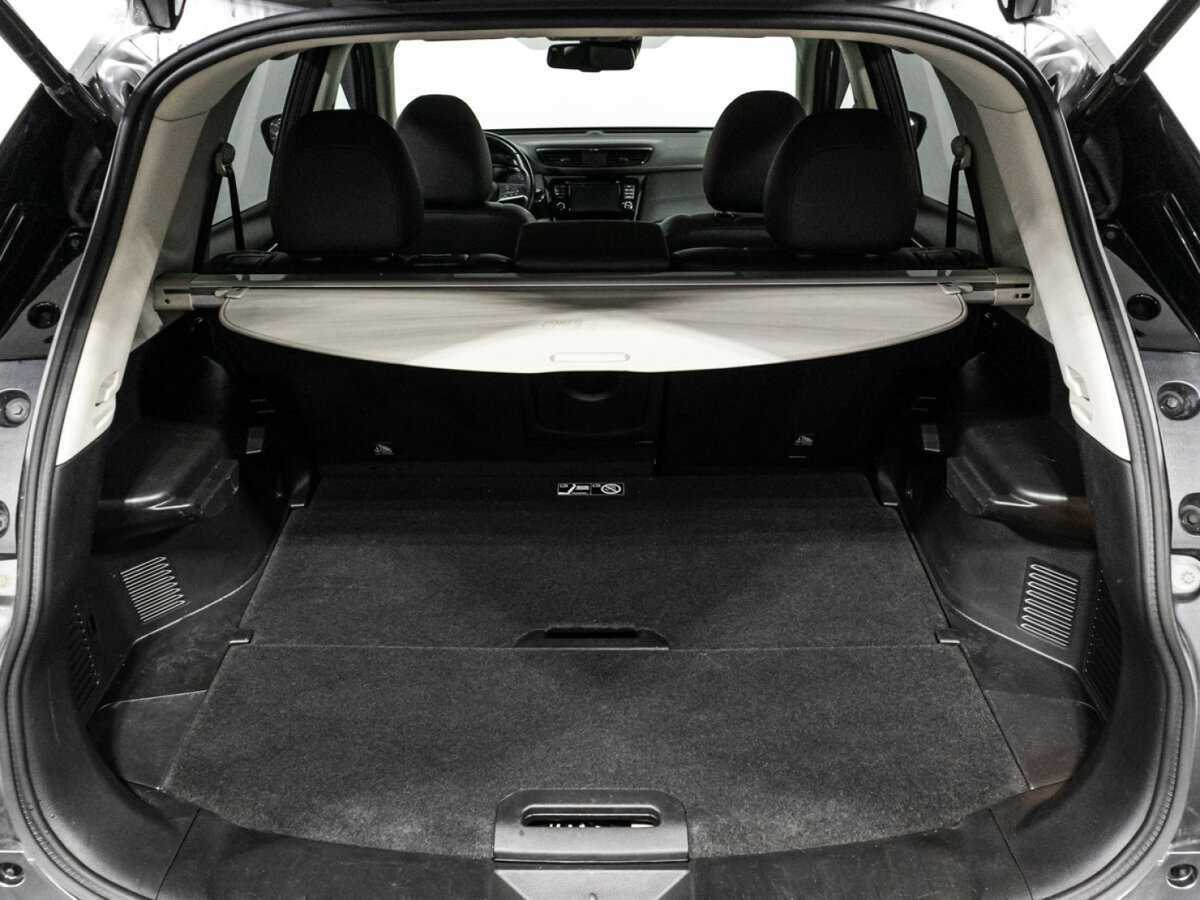 Б/У Ниссан Икс-Трейл 2018 года. Фото: #14