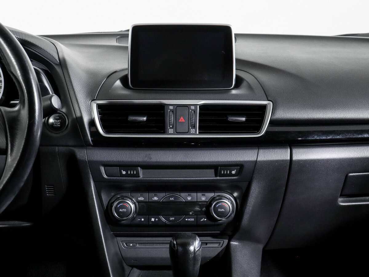 Б/У Мазда 3 2014 года. Фото: #9