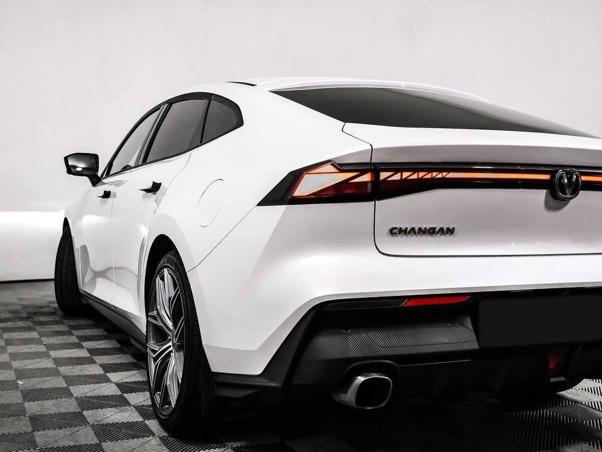 Changan UNI-V 2023 года с пробегом. Фото: #18