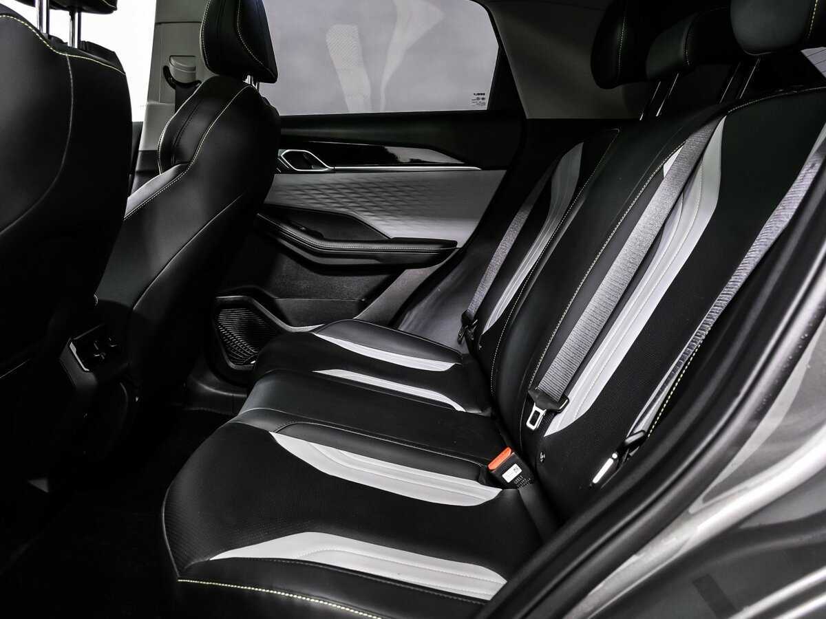 Б/У Джили Кулрэй 2023 года. Фото: #11