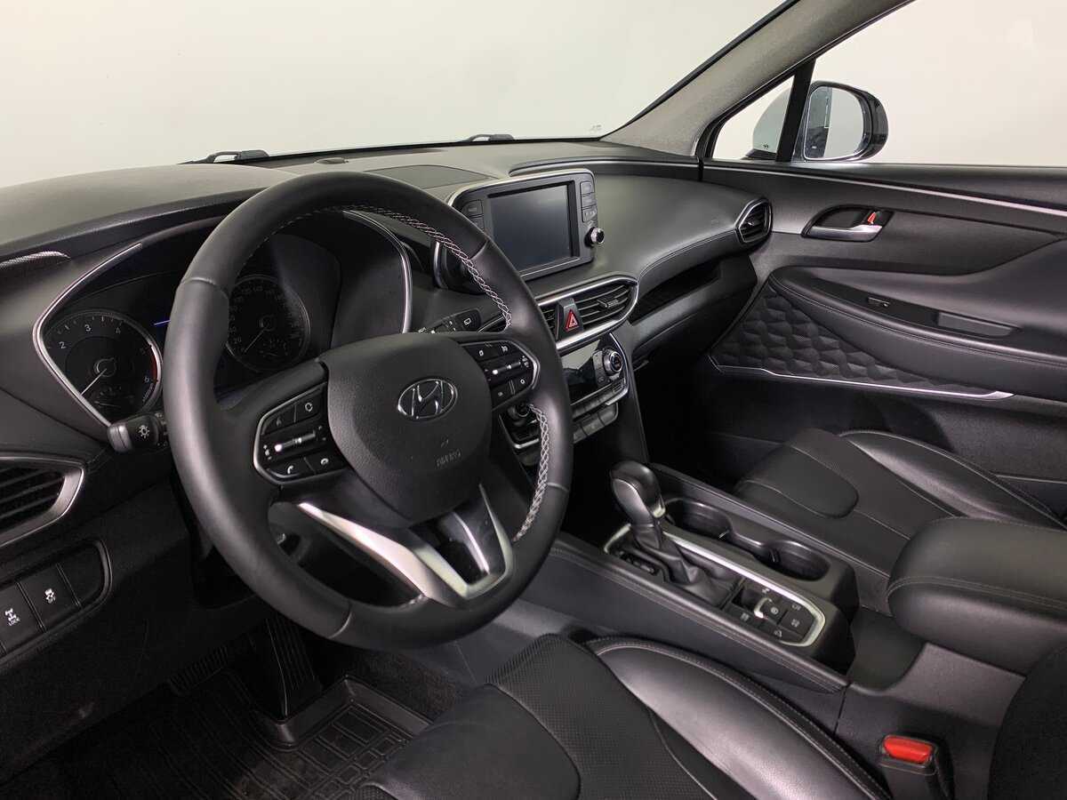 Hyundai Santa Fe 2019 года с пробегом. Фото: #9