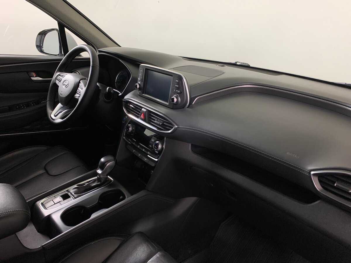 Hyundai Santa Fe 2019 года с пробегом. Фото: #11