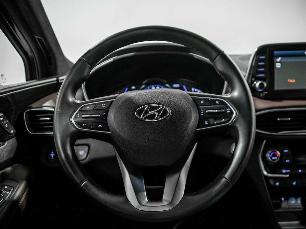 Hyundai Santa Fe 2019 года с пробегом. Фото: #9