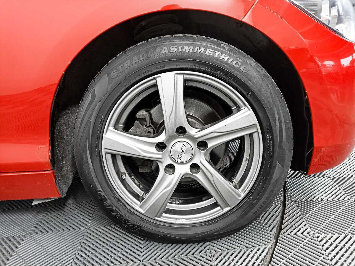 BMW 1 серии 2012 года с пробегом. Фото: #17